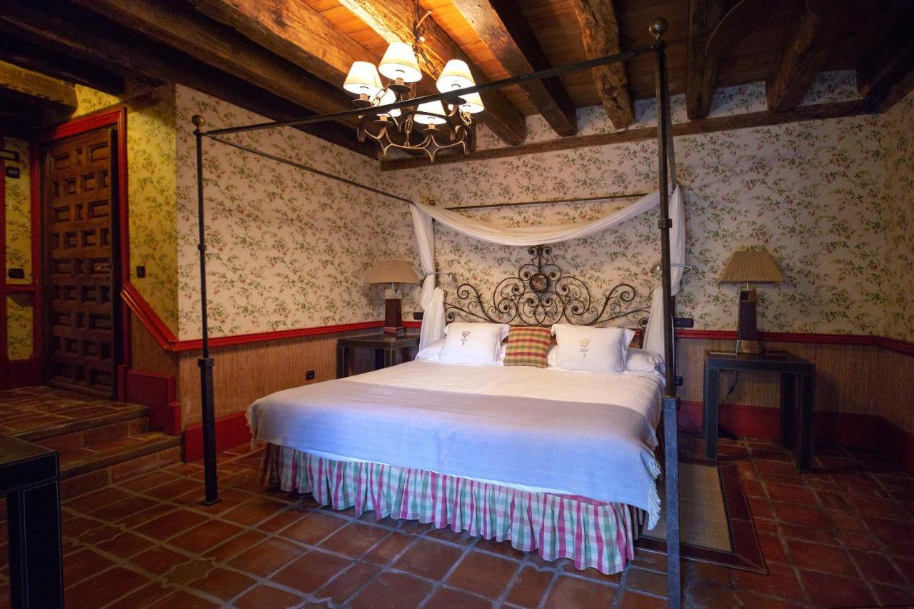 Hotel Rural Castillo De Somaen Luaran gambar